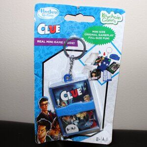 3/$55❤️sealed Hasbro Gaming Keychain Games CLUE Real Mini Size Board Game Inside